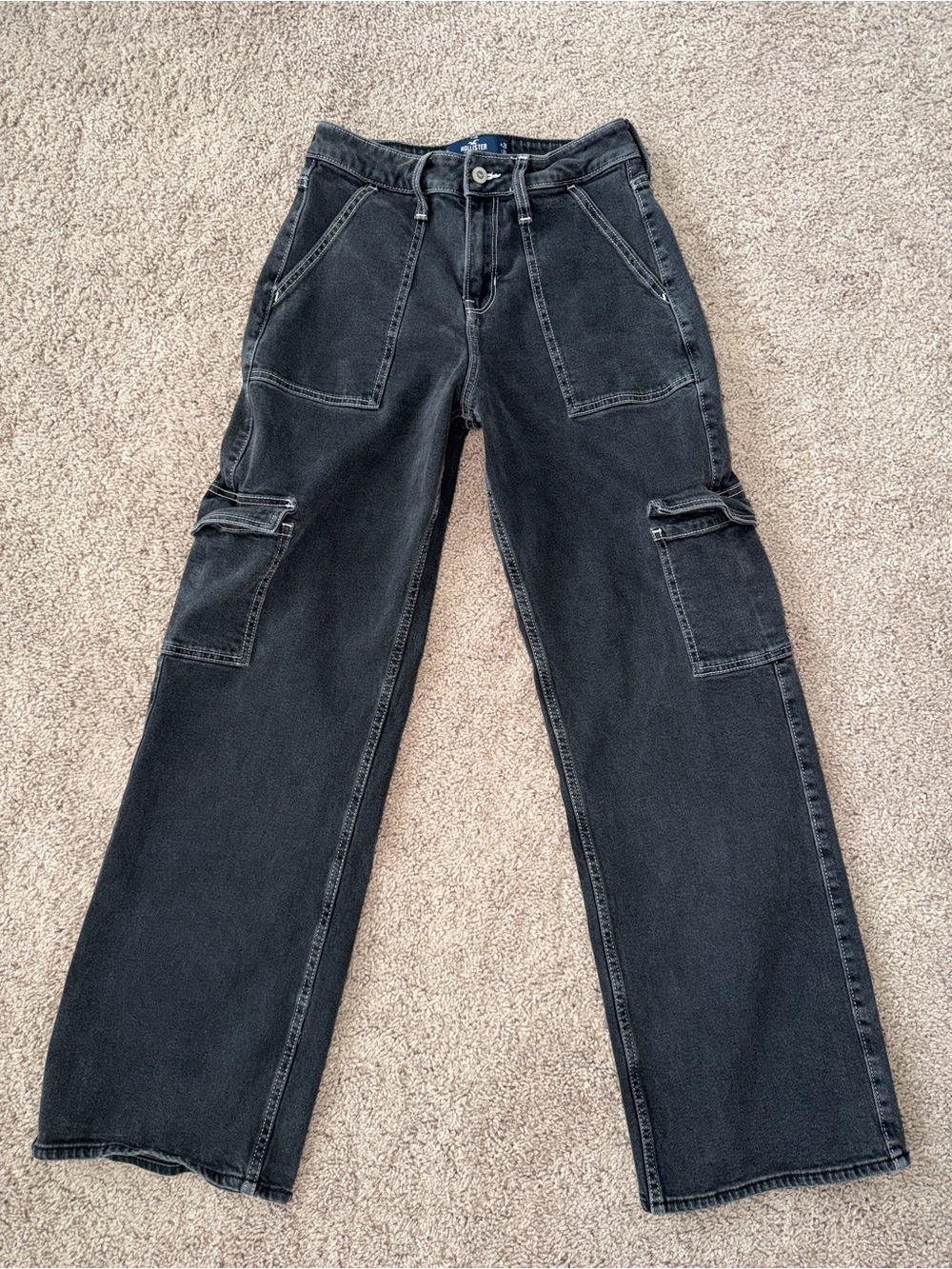 Hollister High Rise Vintage Baggy Cargo Jeans 3R